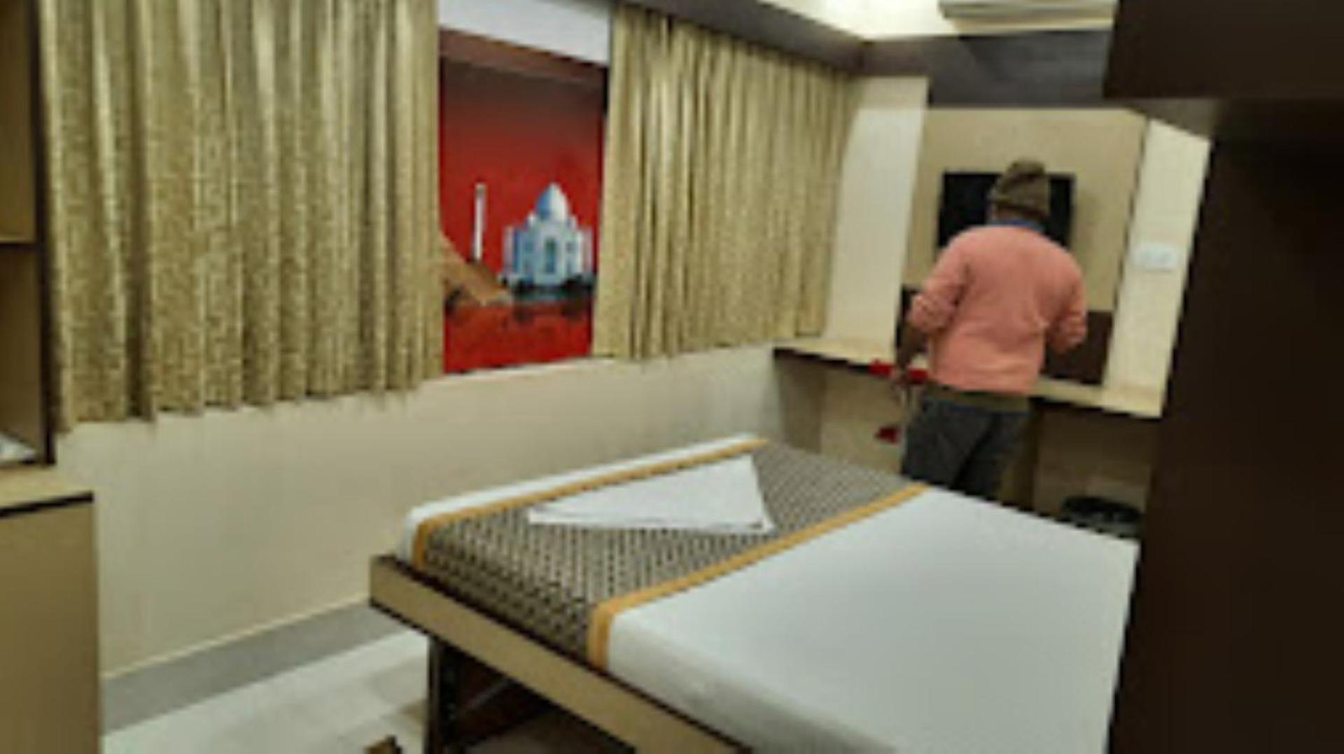 Triumph Inn Bhubaneswar Exterior photo